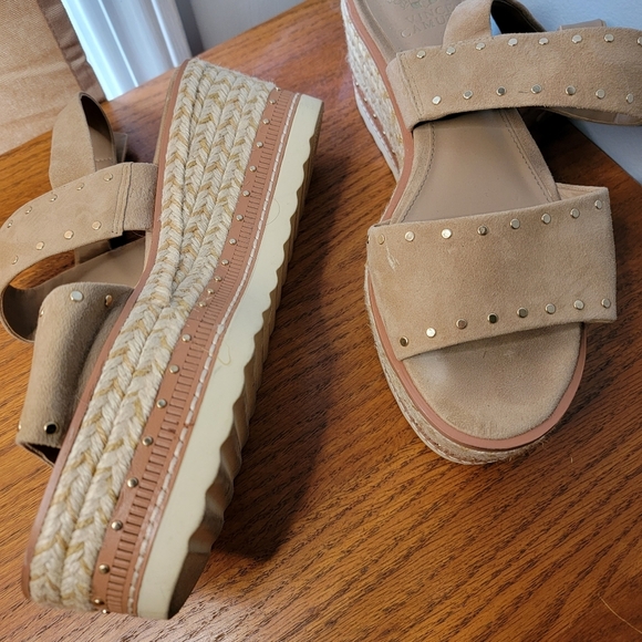 Vince Camuto, Beige Wedge Suede Sandal, Size 9 - Picture 3 of 4